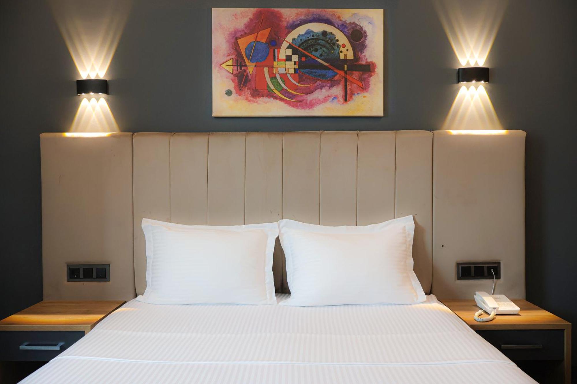 Home Plus Hotel อิสตันบูล ภายนอก รูปภาพ